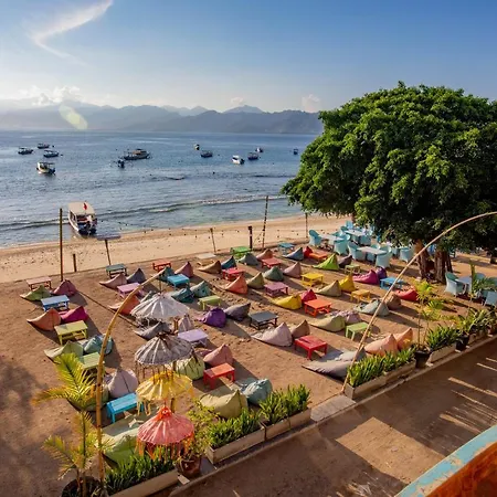 Gili Sands Hotel & Bar